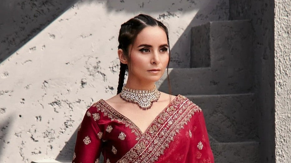 Light & Elegant Summer Wear Wedding Sarees to Love