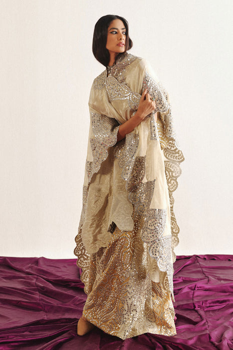 NET CAPE WITH APPLIQUEWORK