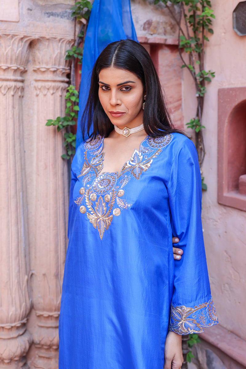 Shabakher Kurta Set