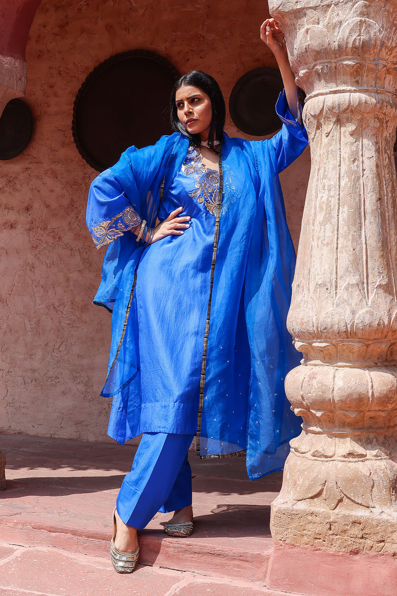 Shabakher Kurta Set