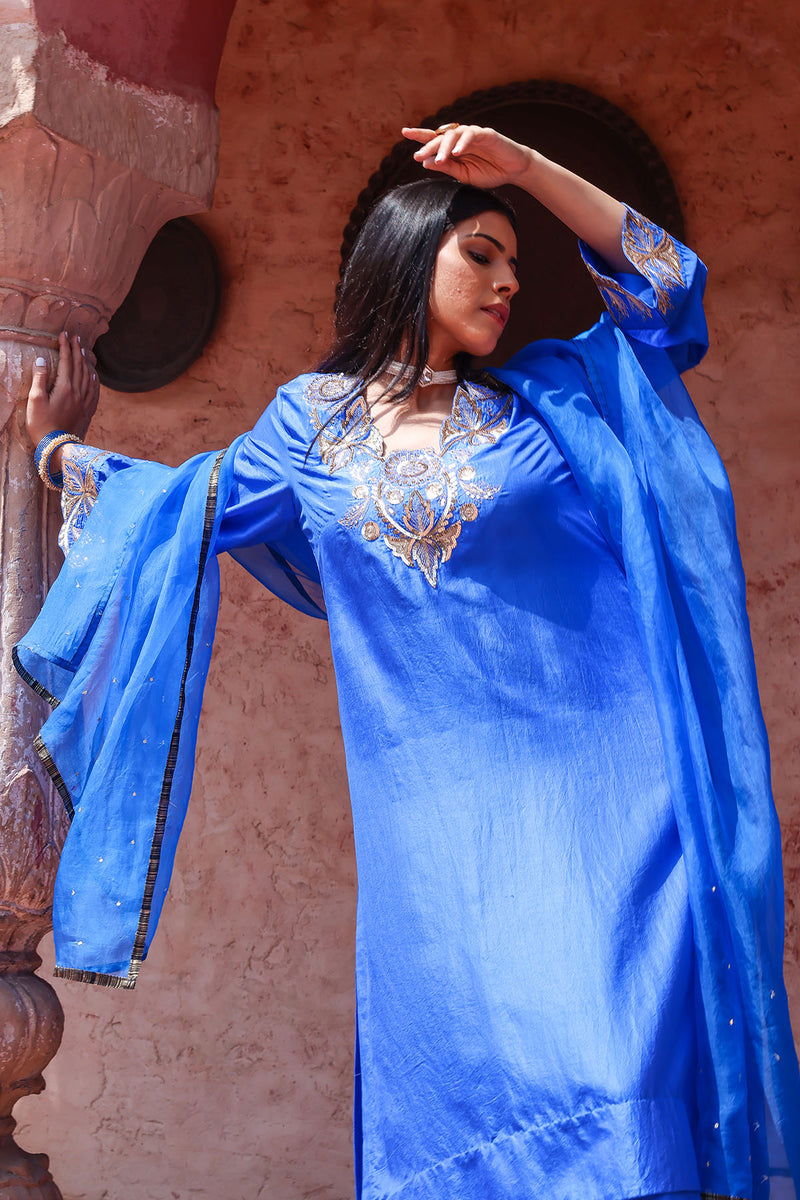 Shabakher Kurta Set