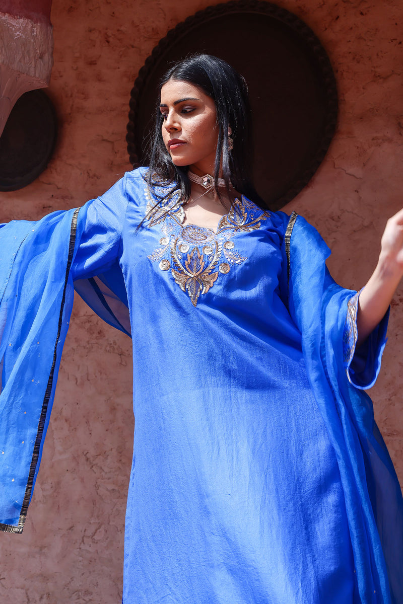 Shabakher Kurta Set