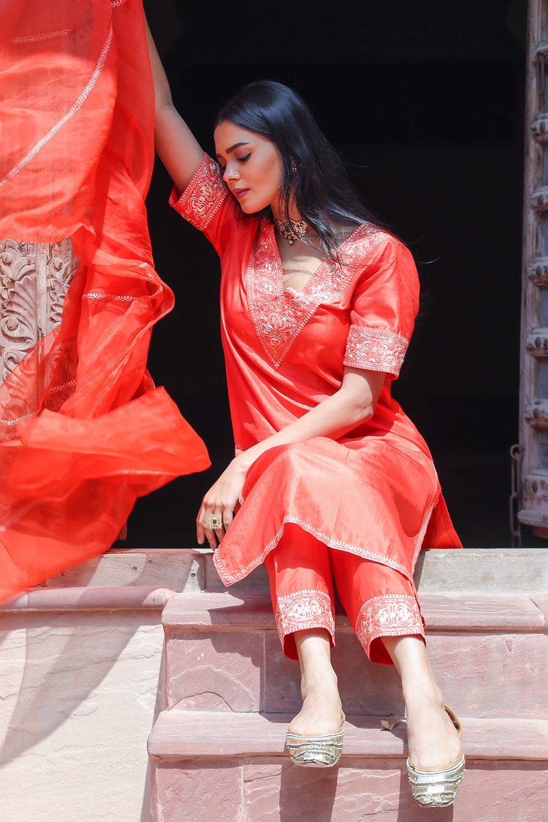 Suhag Pitara Kurta Set