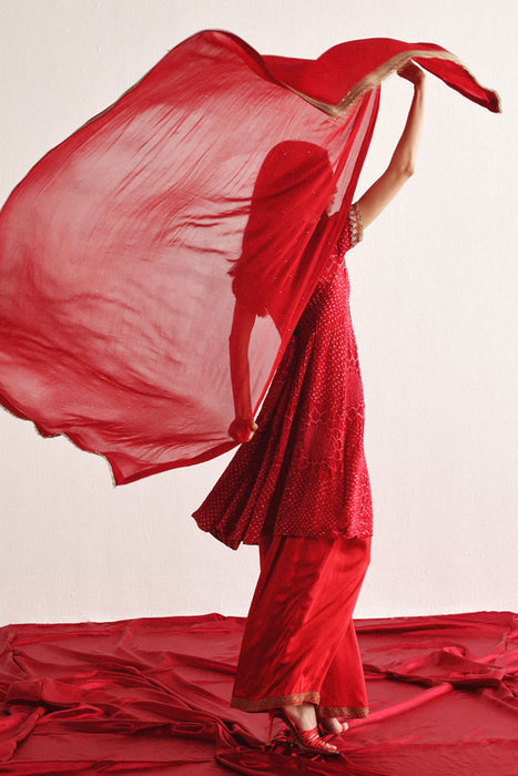 Marodiwork Crushed Bandhani Silk Kurta and Ankle Length Palazzos with Dupatta