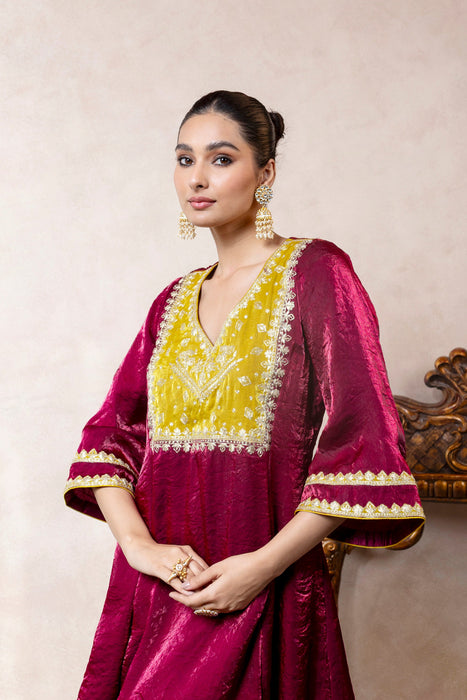 ZARREEN CHOGA SUIT SET