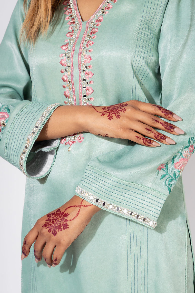 Blue Embroidered Sleeve Kurta & Pant Set