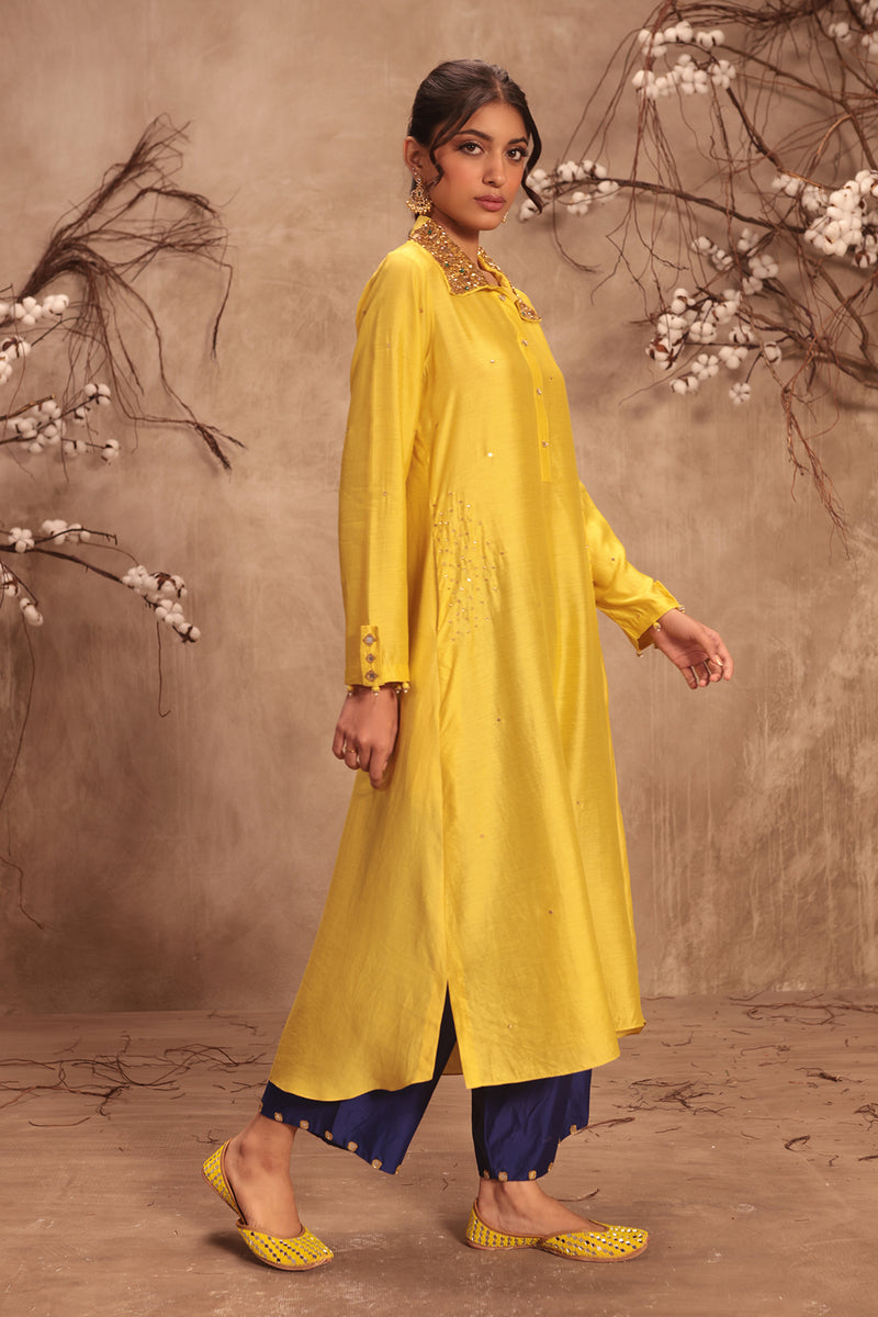 Nazakat Yellow Collar Kurta Set