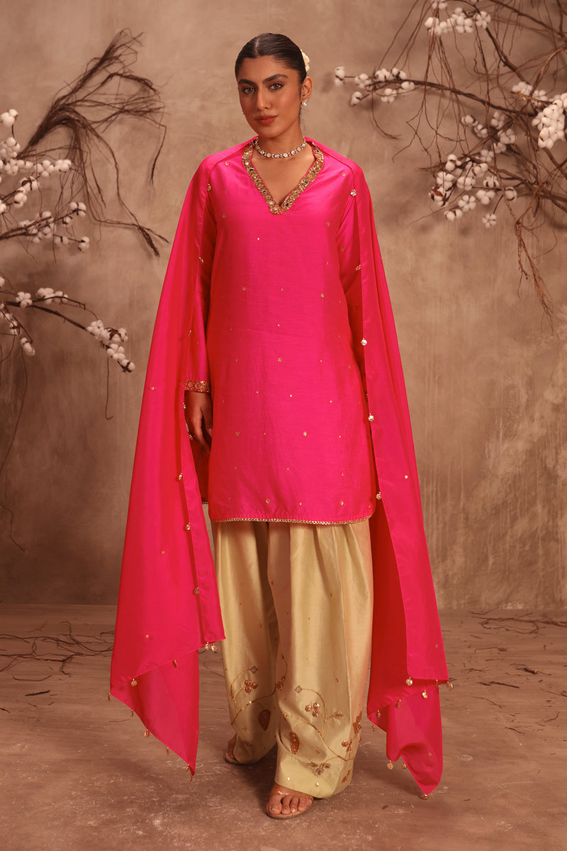 Nazakat Hot Pink Jaal Kurta Set