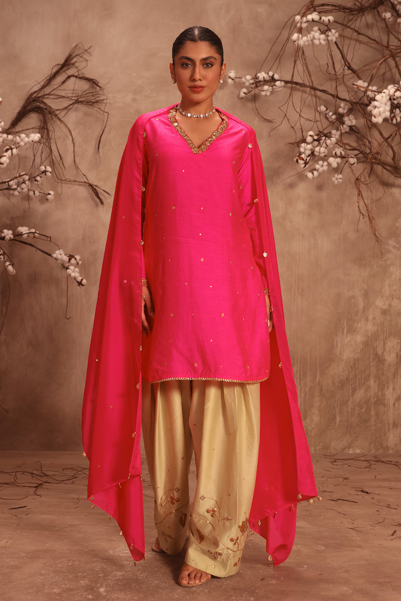Nazakat Hot Pink Jaal Kurta Set
