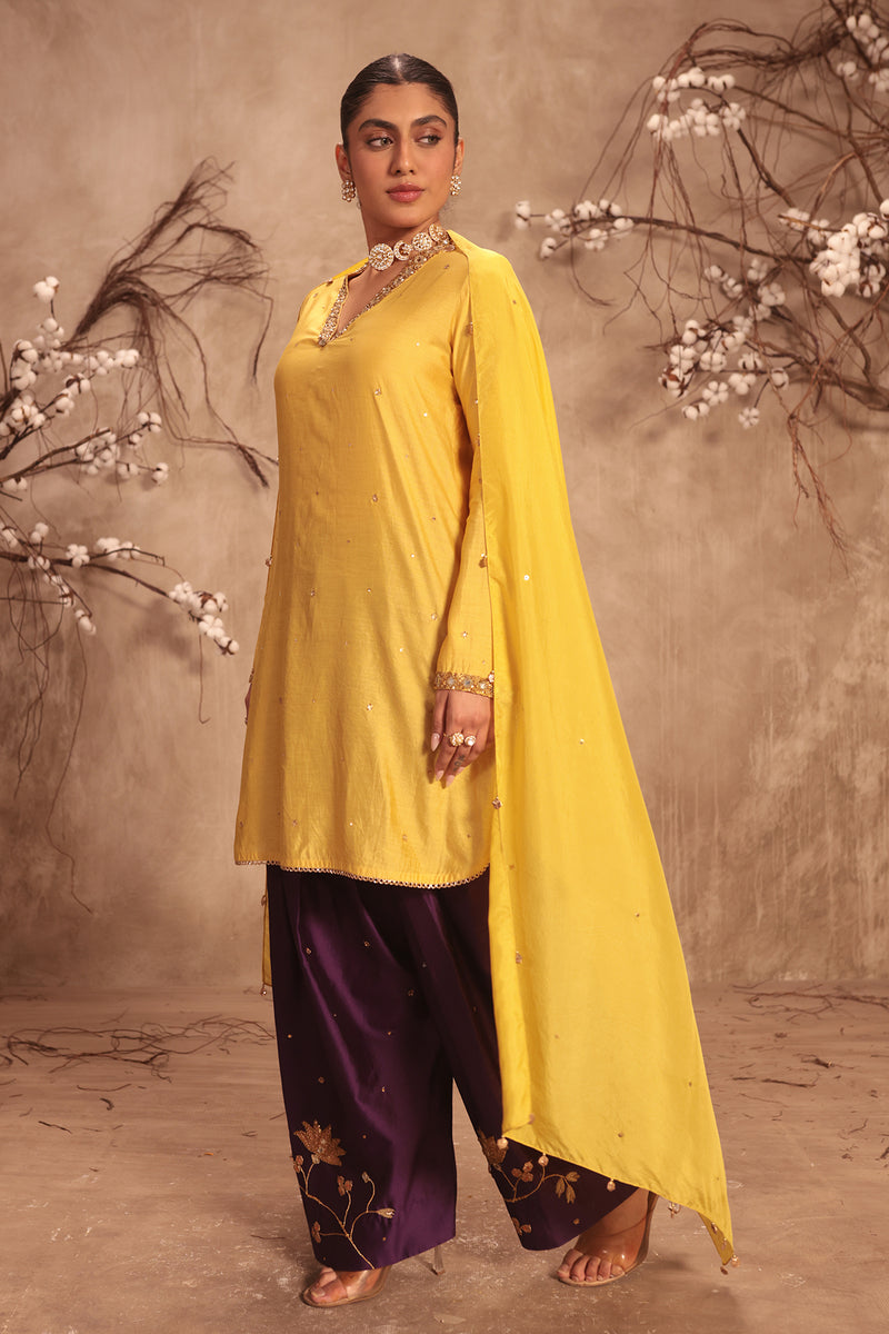 Nazakat Yellow Jaal Kurta Set