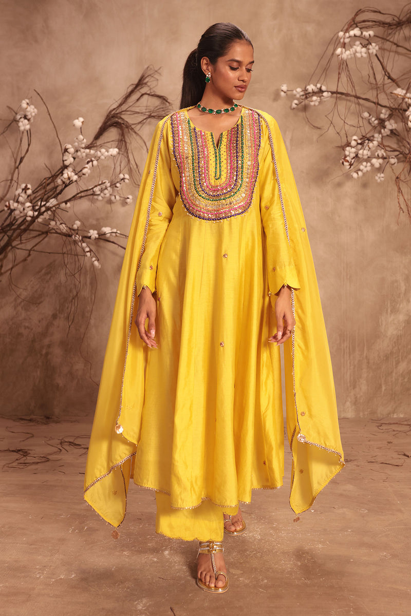 Nazakat Yellow Kalidaar Set
