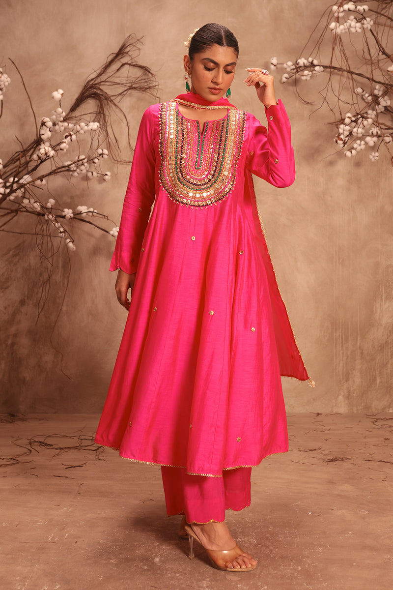 Nazakat Hot Pink 'Kalidaar Set
