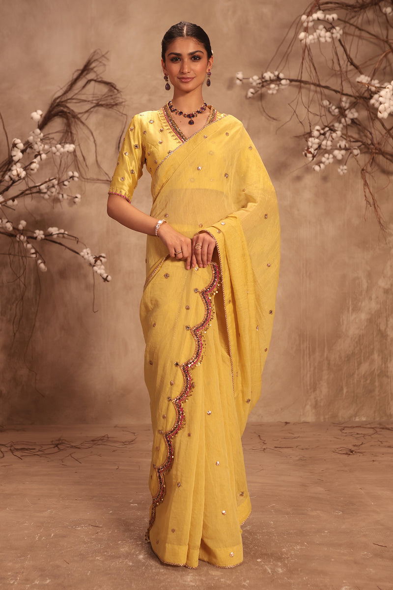 Nazakat Multicolor yellow Scallop Saree Set