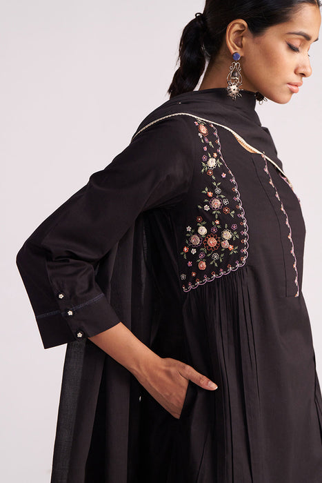 Black Embroidered Kurta Set