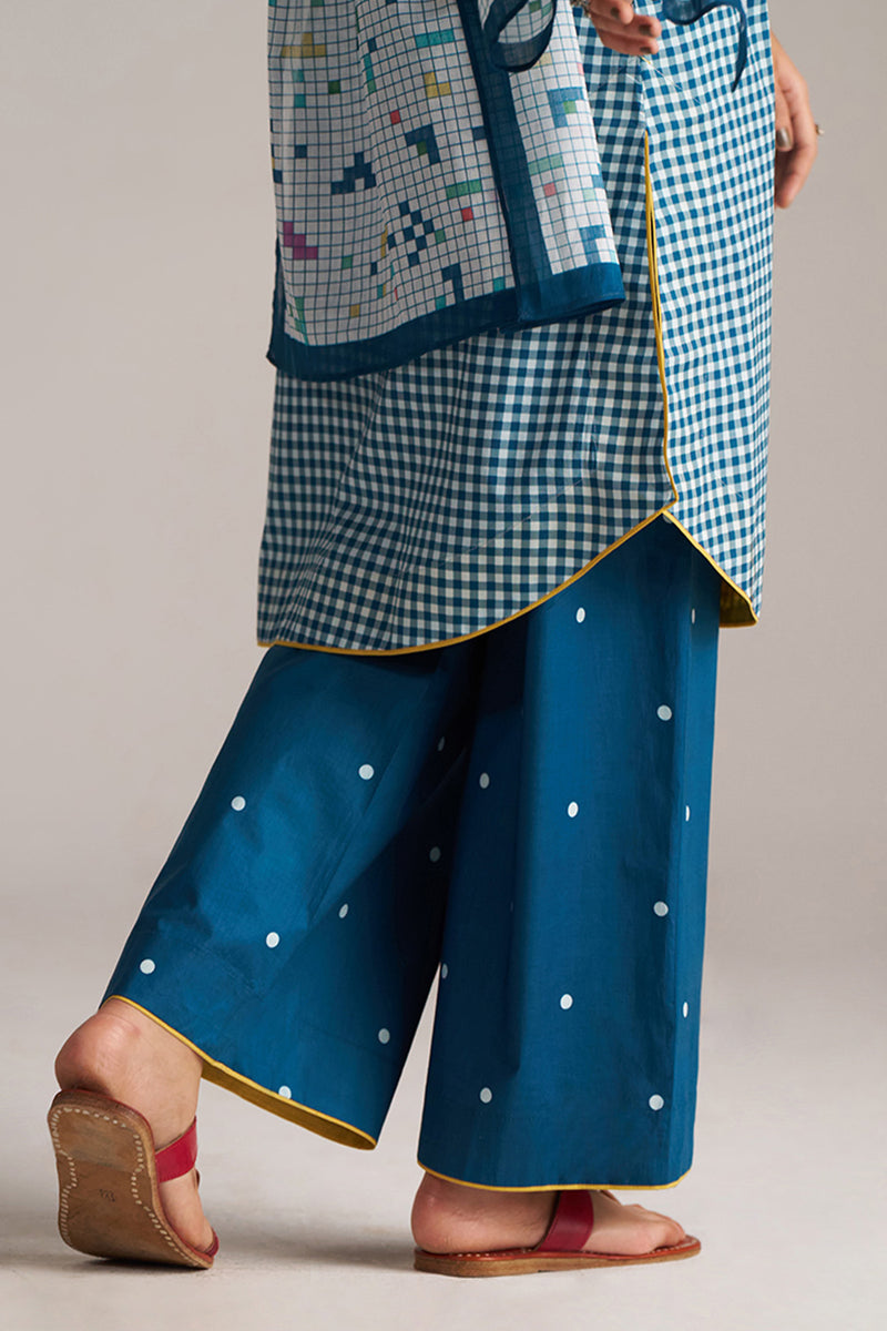 Blue and White Mul-Mul Checkard Co-ord Set With Stole