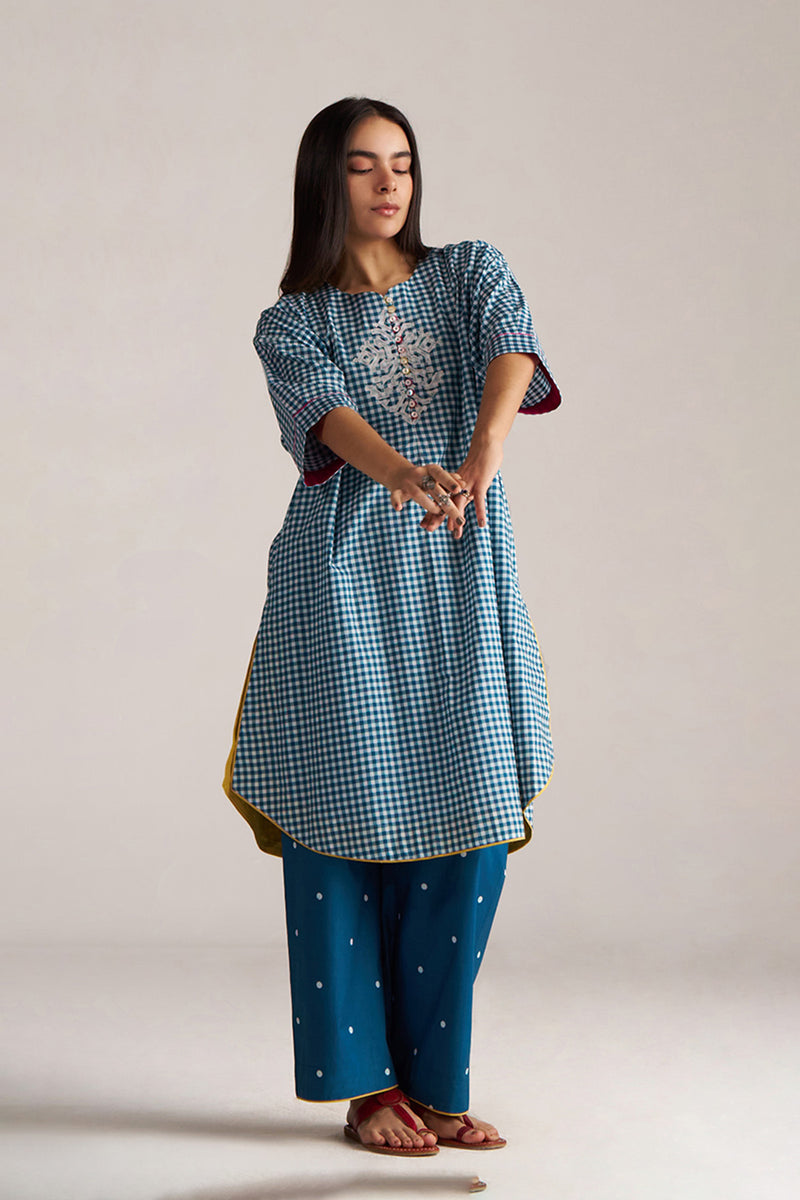 Blue and White Mul-Mul Checkard Co-ord Set With Stole
