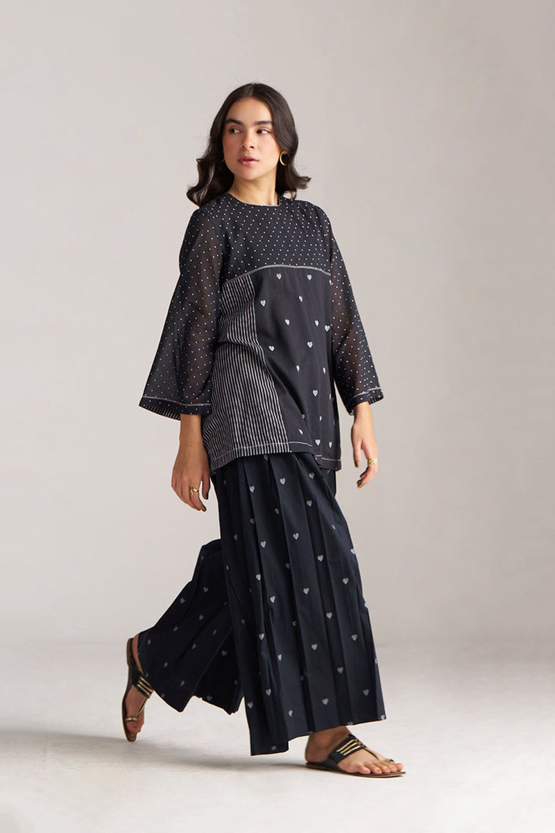 Black and White Mul-Mul Co-ord Set