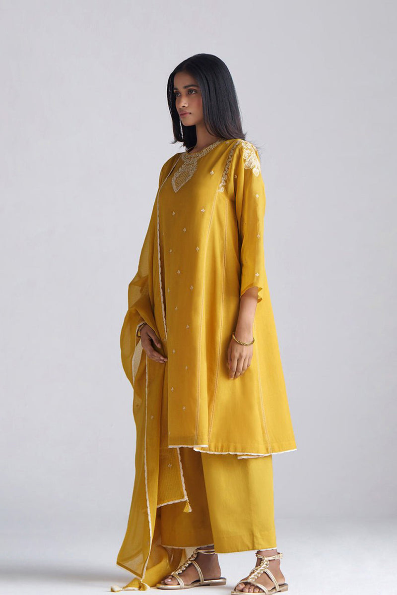 Mango Mojito Mul-Chanderi Embroidered Kurta Set