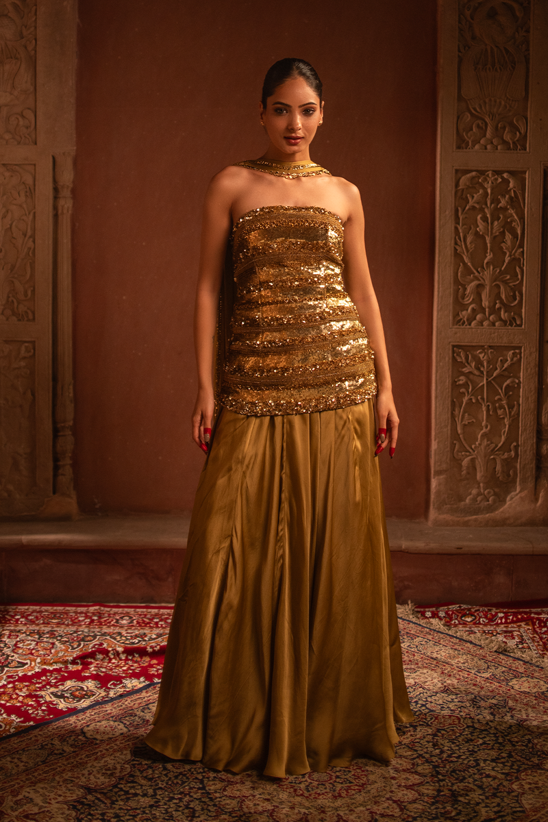 GOLDEN REVERIE