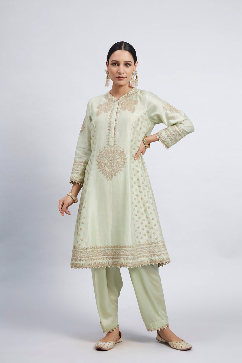 Naazira- Mint Green Tilla Embroidered Kurta Set