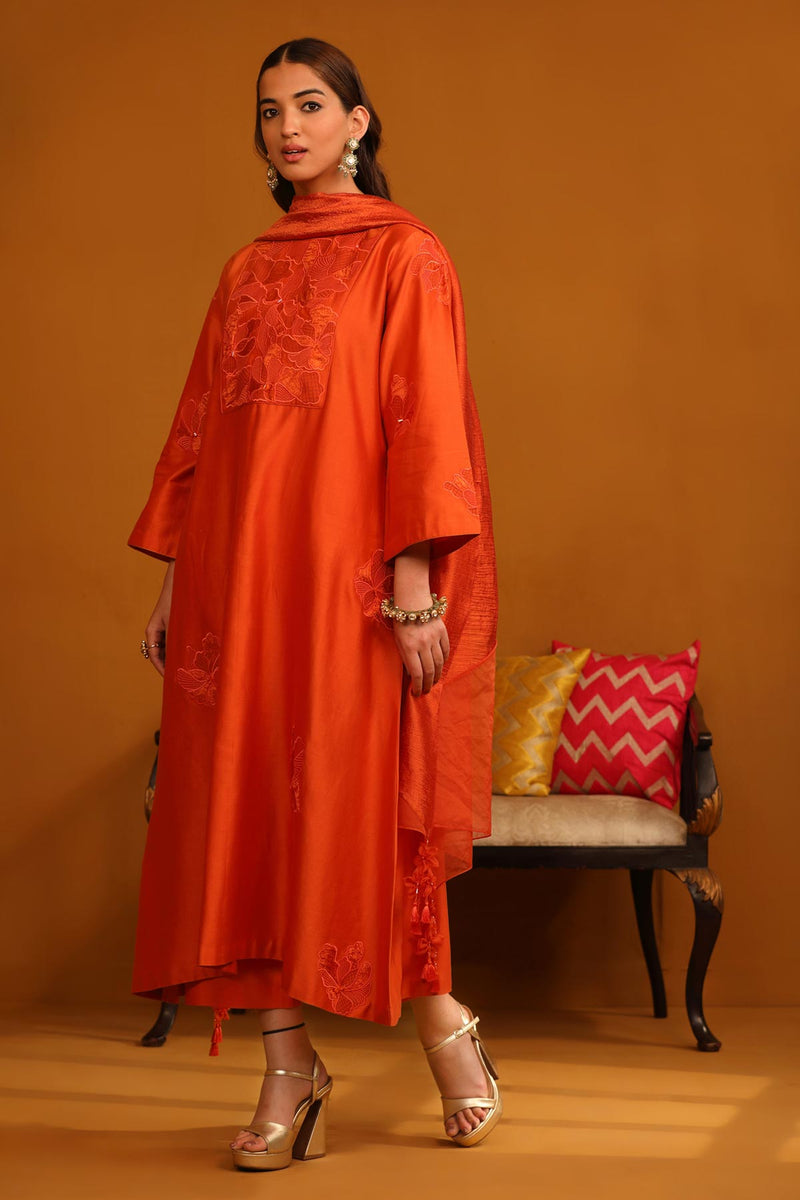 Nafeesa Applique Suit Set - Orange