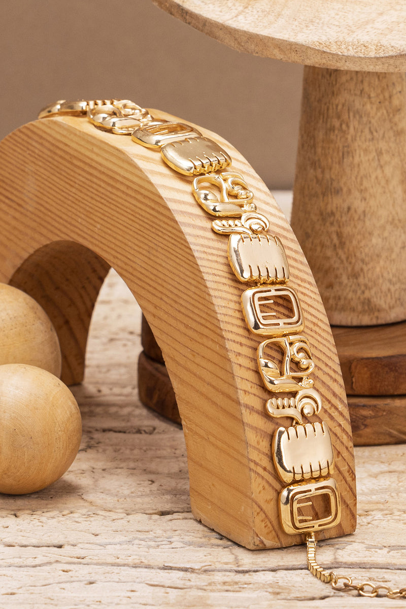 TRIBAL NECKPIECE
