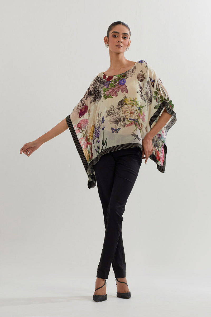PONCHO WITH PANT
