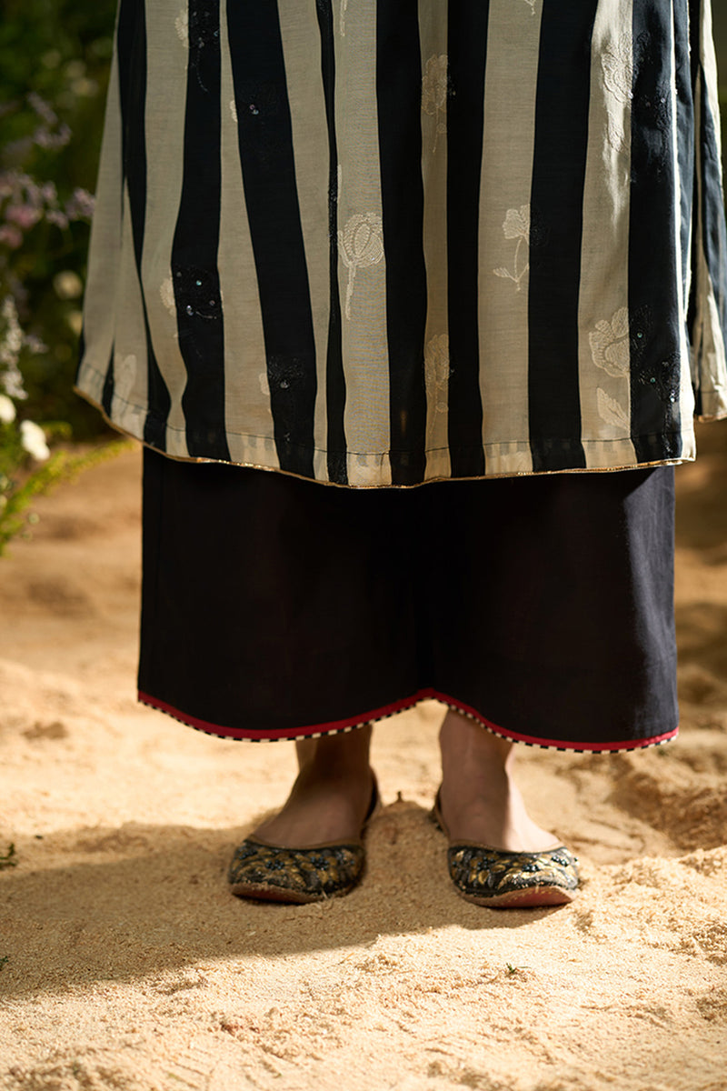 Black and Off White Stripe Traditional Co-ord Set