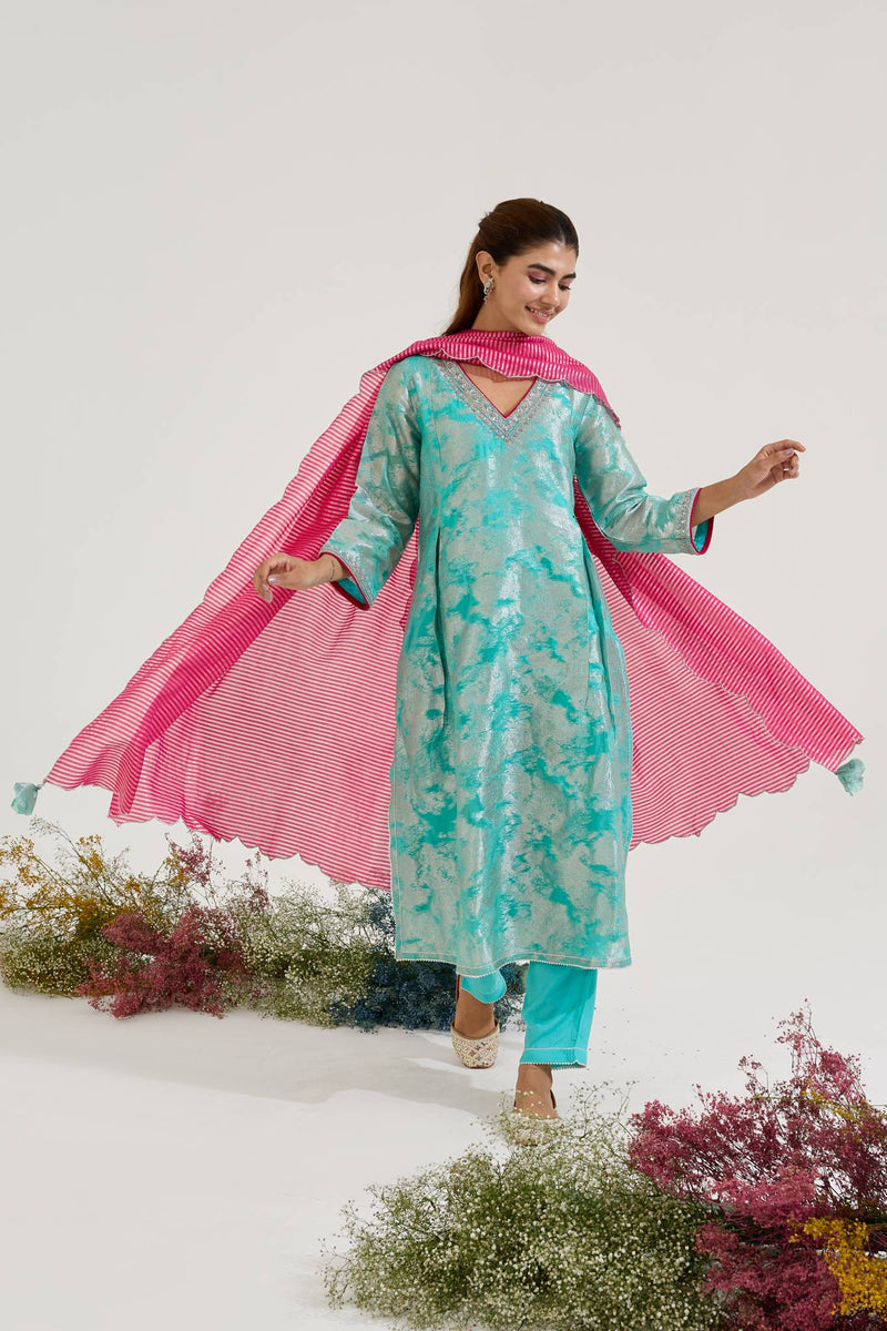 Fuchsia Zari Scallop Chanderi Stripe Dupatta
