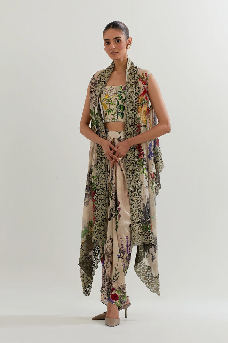 CAPE WITH SKIRT