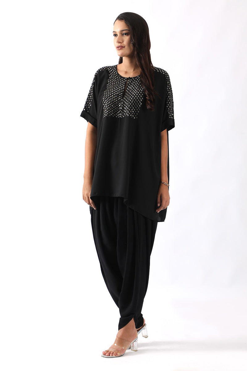 Black shoulder embroidered kaftan with dhoti