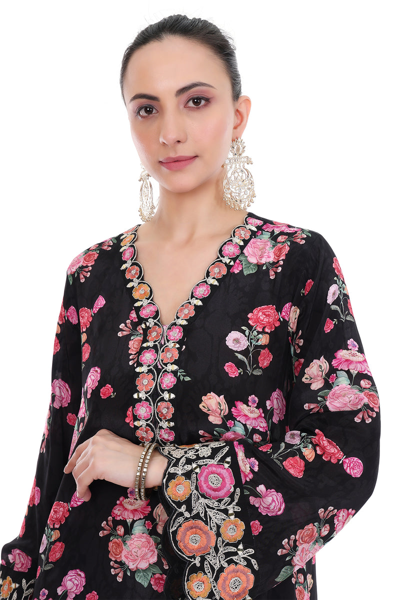 Black Embroiderd Floral Short Kurta Set