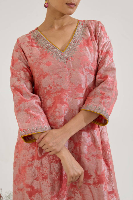 Blush Dori Jacquard Kurta with Narrow Pants - Set of 2