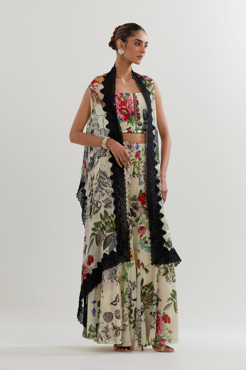 CAPE WITH BUSTIER AND SHARARA