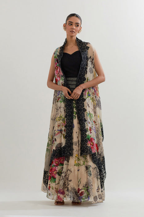 CAPE WITH INNER AND  SKIRT