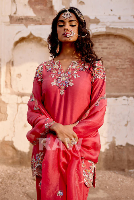 SHORT KURTA WITH  DUPATTA SET