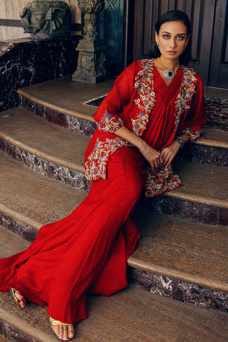 SIGNATURE SHORT JACKET PAIRED WITH FLARE PANTS