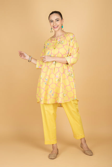 Lemon Yellow Embroidered Floral Print Short Kurta with Solid Pants
