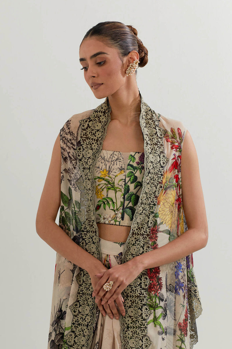 CAPE WITH SKIRT