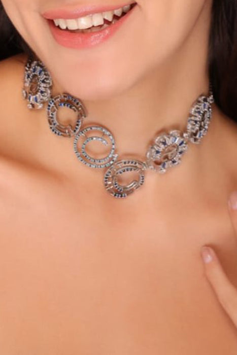 LE CERCLE NECKPIECE