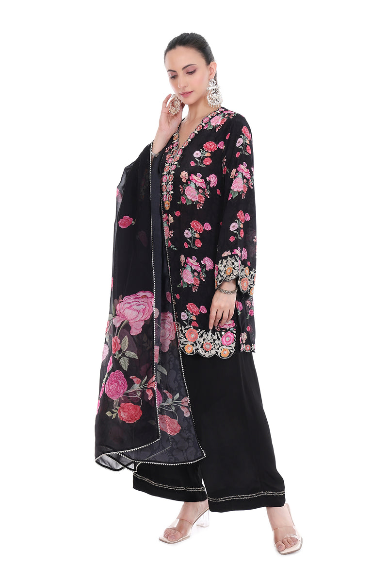 Black Embroiderd Floral Short Kurta Set