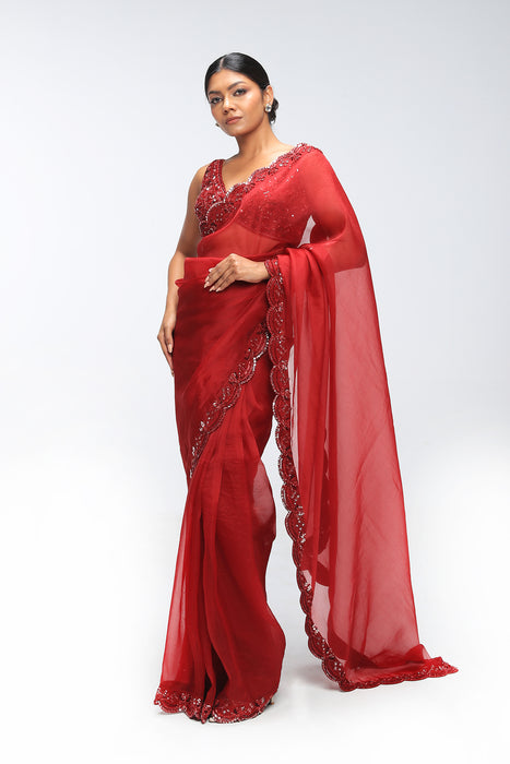 Red Reverie scallop saree