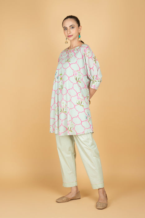 Green Embroidered Floral Print Short Kurta with Solid Pants