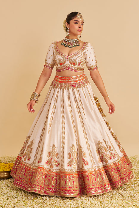 AMARA - Daisy Ivory LEHENGA