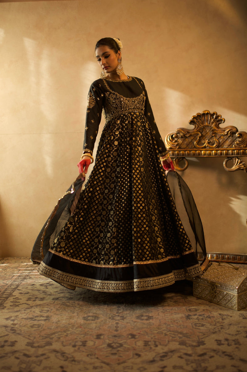 INAYA ANARKALI SET