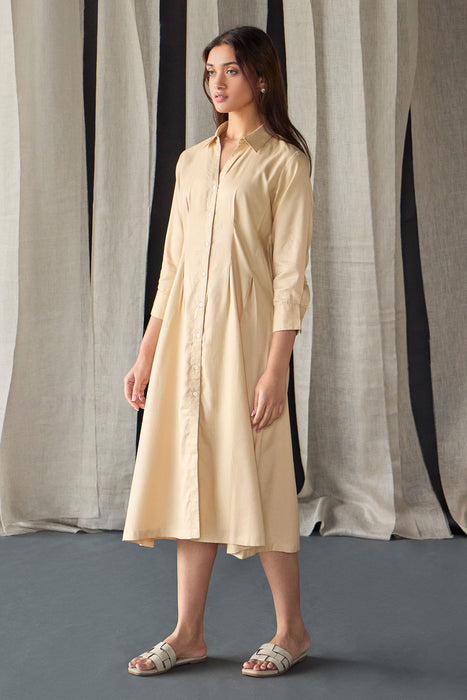 Mellow Fitted Shirt Dress