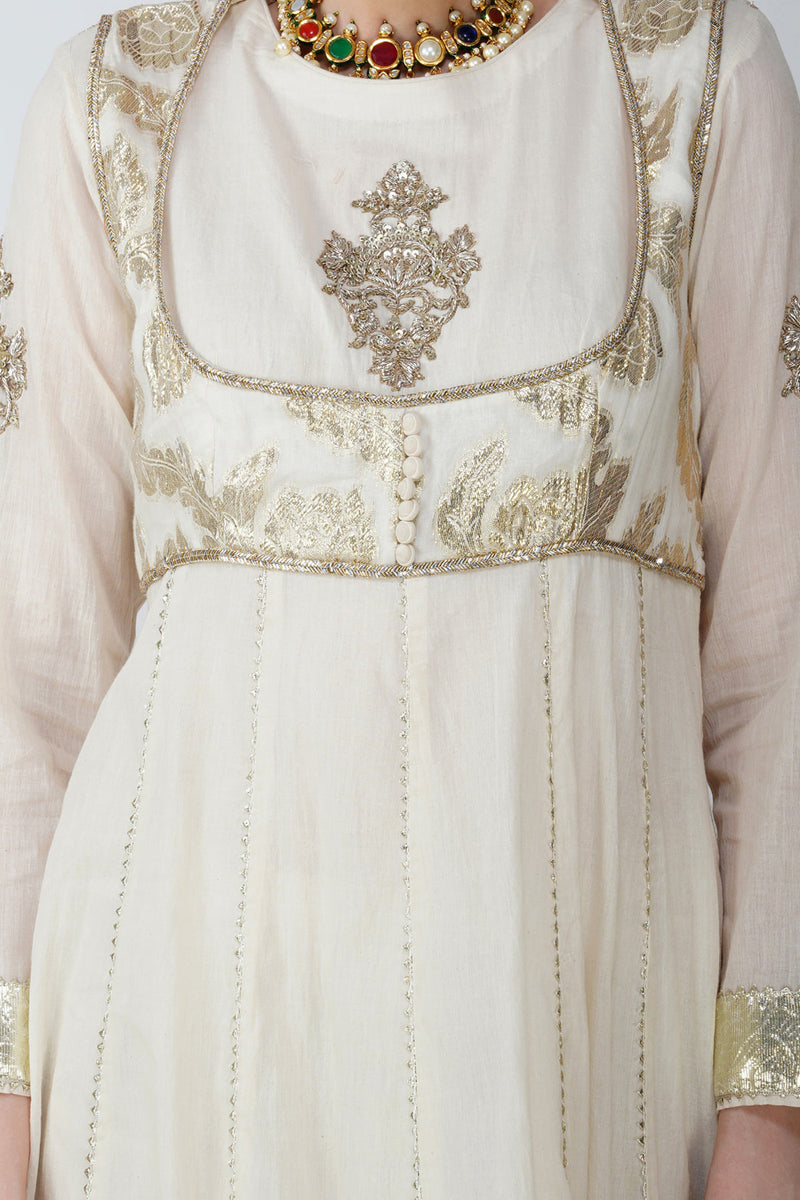 Begum Embroided Anarkali Kurta Set