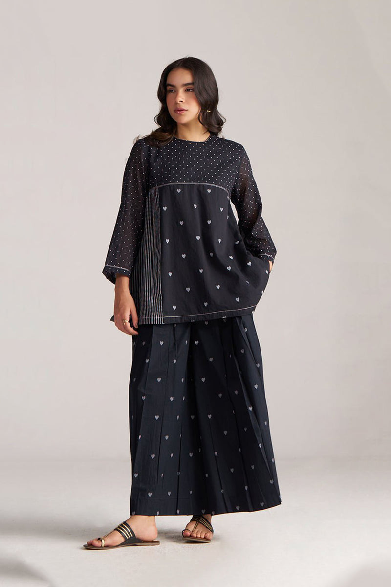 Black and White Mul-Mul Co-ord Set