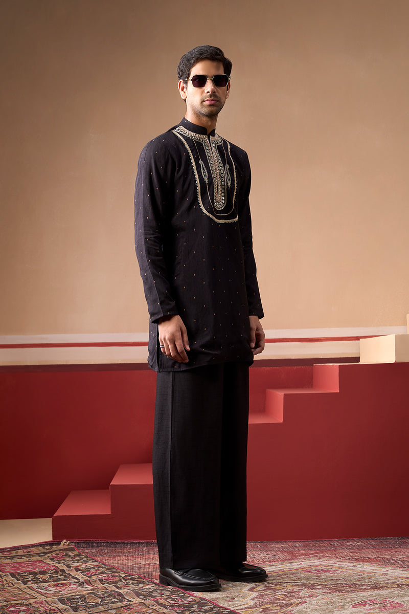 Boondh Embroidered Onyx Kurta Set