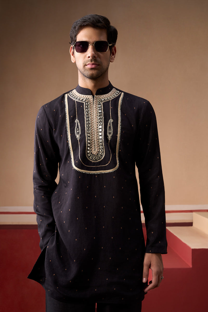 Boondh Embroidered Onyx Kurta Set